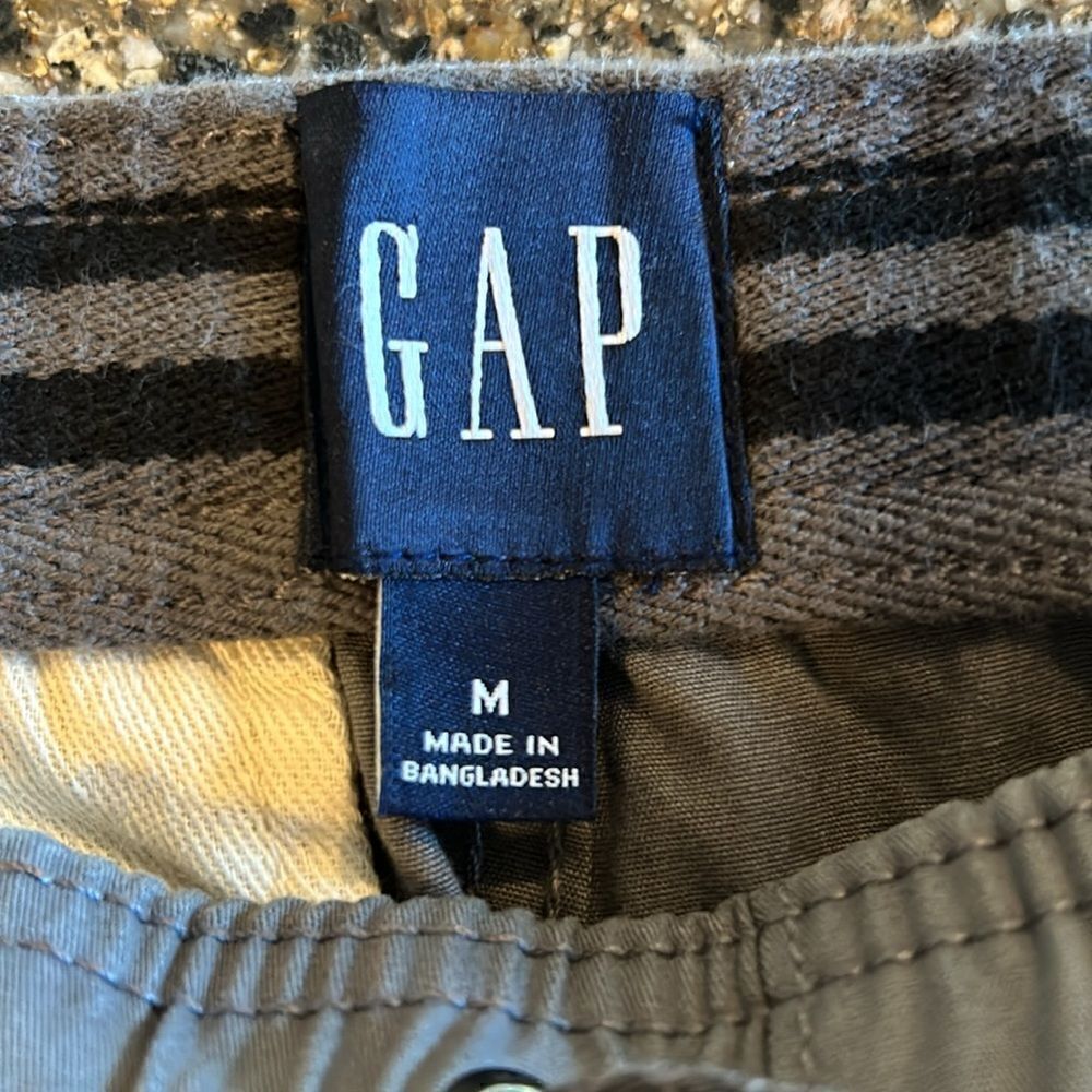 NEW Gap Mens Grey Pull On Shorts - Picture 4 of 6